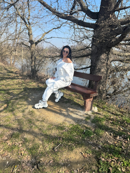 White Cozy Cargo Set